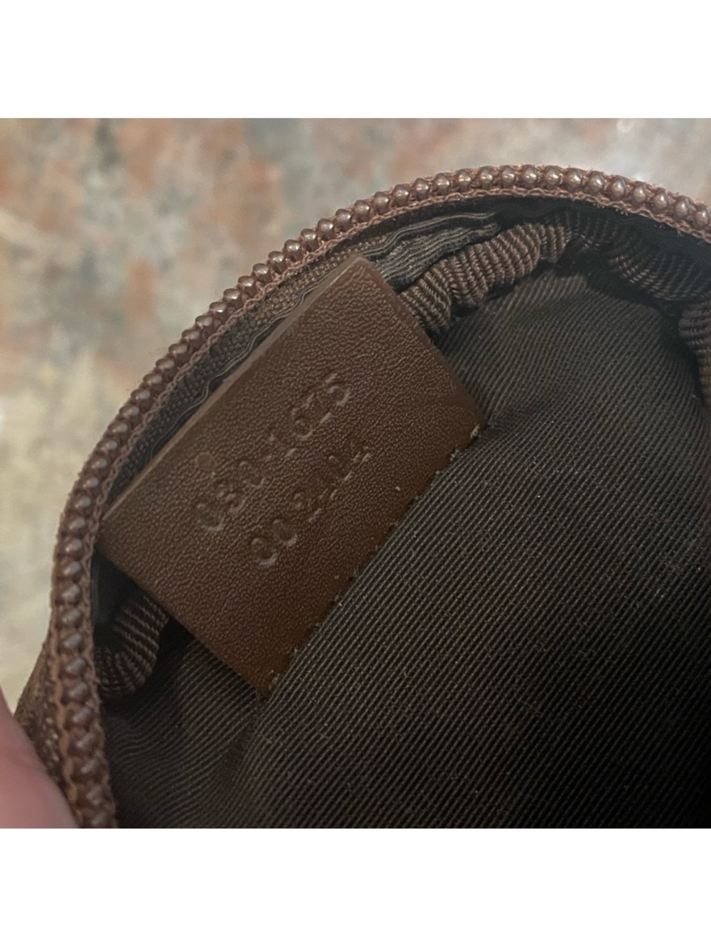 Gucci Brown Monogram Pouch with Fuchsia Trim and Tassel - Picture 5 of 10